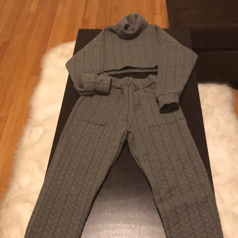2 piece set